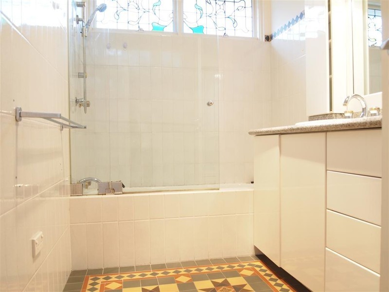 5 Girroma Street, Carss Park NSW 2221