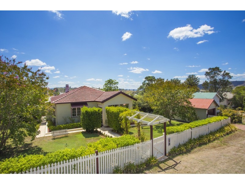 81 Brown Street, Dungog NSW 2420