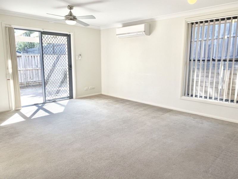 4/21 Hillview Avenue, Dungog NSW 2420