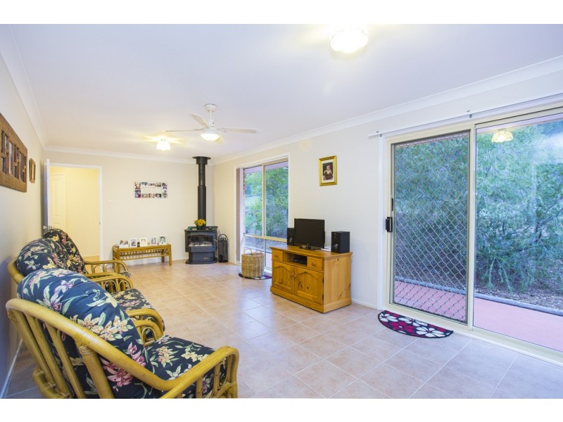 12 Timbertop Road, Glen Oak NSW 2320
