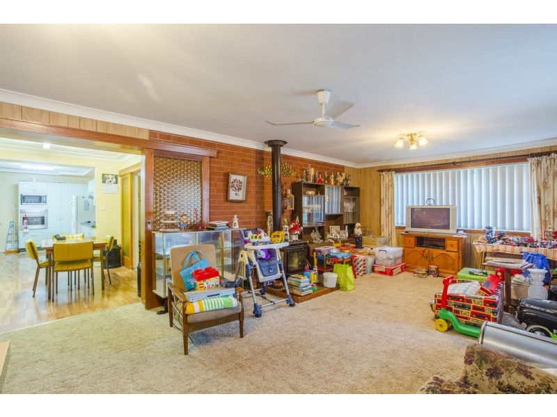 46 Rens Street, Dungog NSW 2420