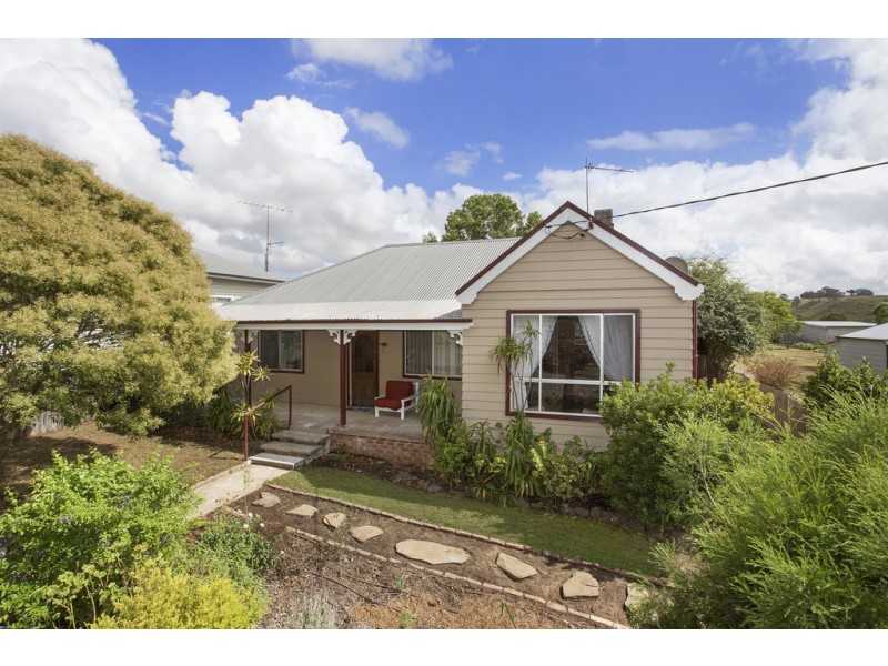 73 Hooke Street, Dungog NSW 2420