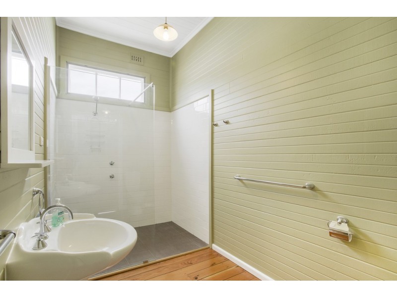 27 Myles Street, Dungog NSW 2420