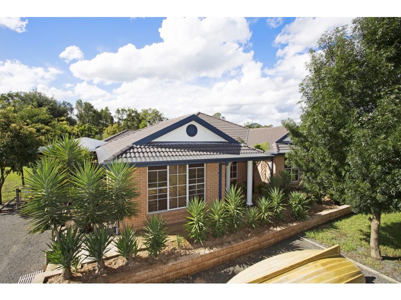 1 Hinton Street, Stroud NSW 2425