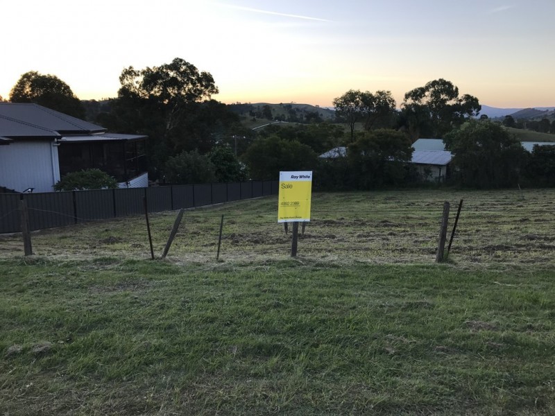 29 Scott Avenue, Dungog NSW 2420