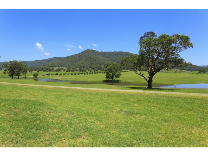 558 Gresford Road, Paterson NSW 2421