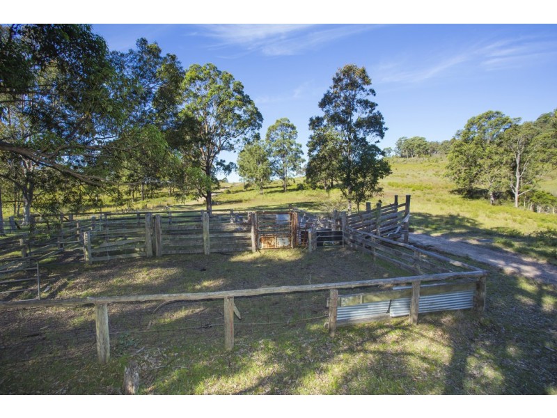 324 Ebsworth Fire Trail Road, Clarence Town NSW 2321