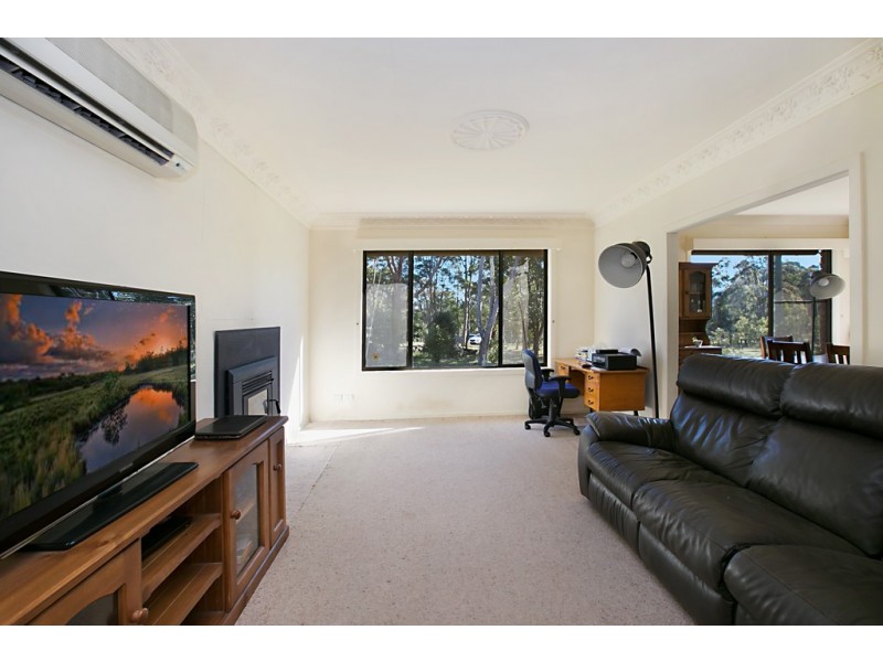 33 Salisbury Road, Dungog NSW 2420