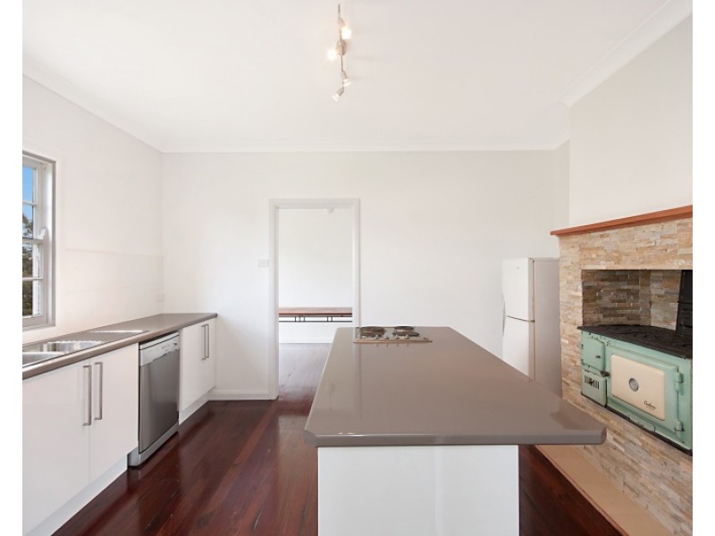 15 Moore Street, Dungog NSW 2420