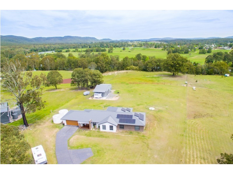 6 Oxbow Place, Clarence Town NSW 2321