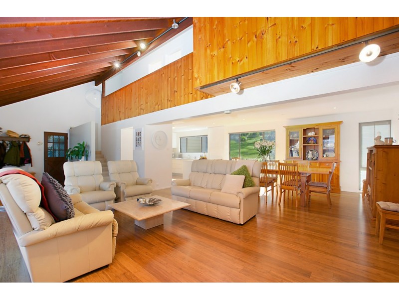 230 Wallaringa Road, Dungog NSW 2420