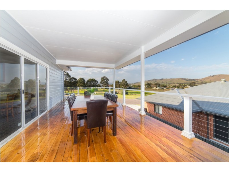 15 Rens Street, Dungog NSW 2420