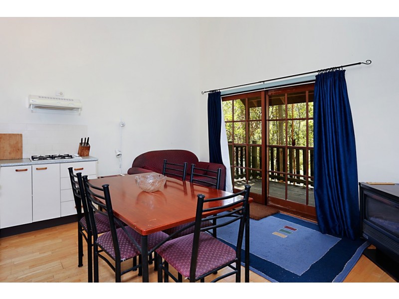 Cabin 18,2940 Salisbury Road, Salisbury Via, Dungog NSW 2420