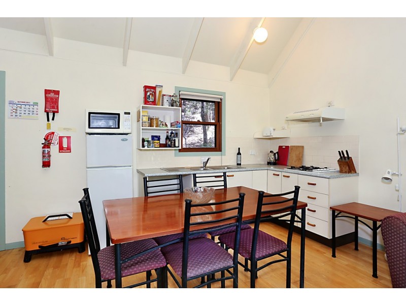 Cabin 18,2940 Salisbury Road, Salisbury Via, Dungog NSW 2420