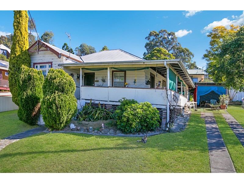 12 Moore Street, Dungog NSW 2420
