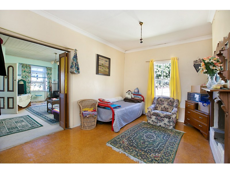 12 Moore Street, Dungog NSW 2420