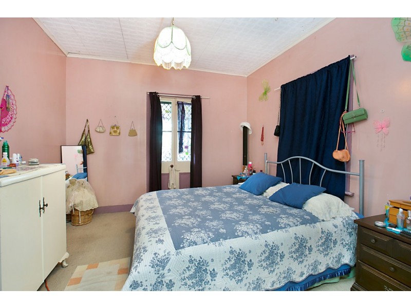 12 Moore Street, Dungog NSW 2420