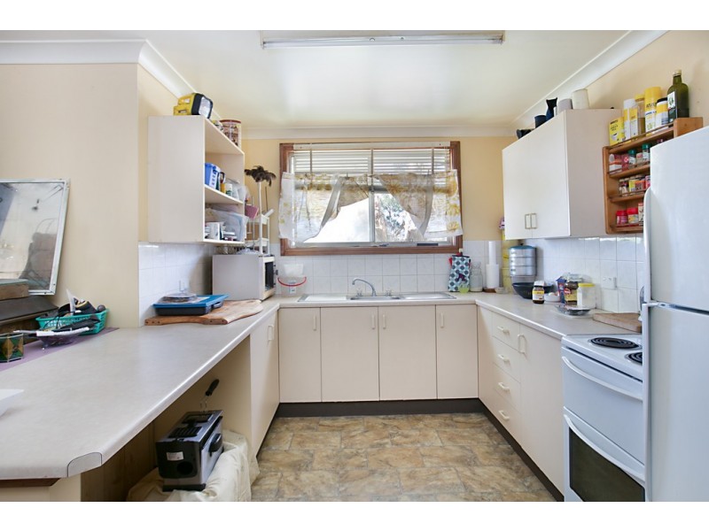 12 Moore Street, Dungog NSW 2420