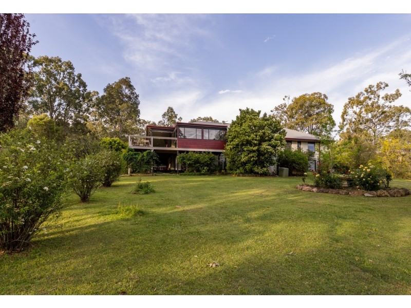 16 Wallaby Close, Duns Creek NSW 2321