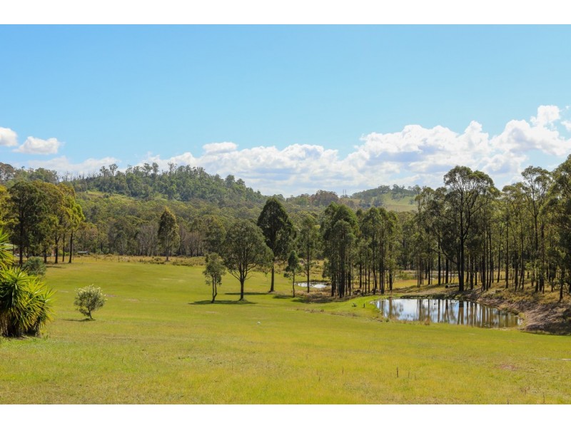 228 Wallarobba-Brookfield Road, Brookfield via, Clarence Town NSW 2321