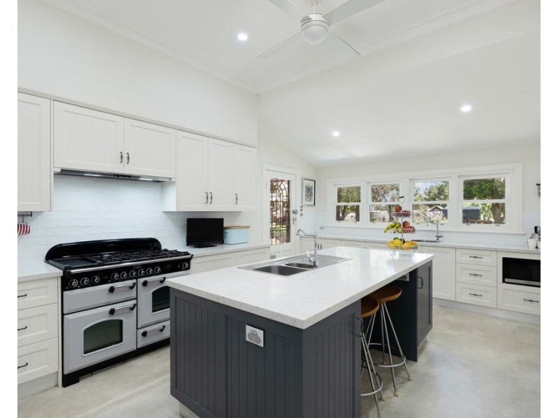923E Paterson Road, Woodville NSW 2321