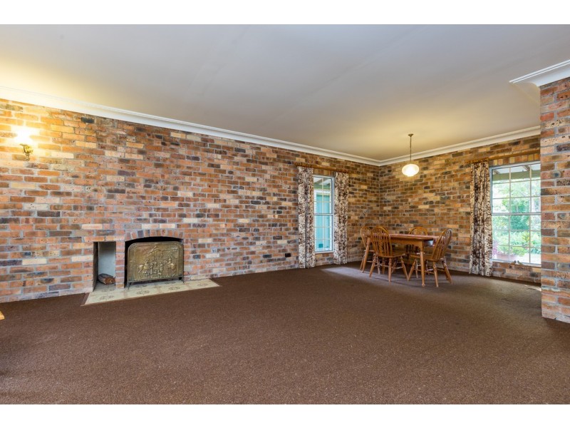 36 Martins Creek Road, Paterson NSW 2421