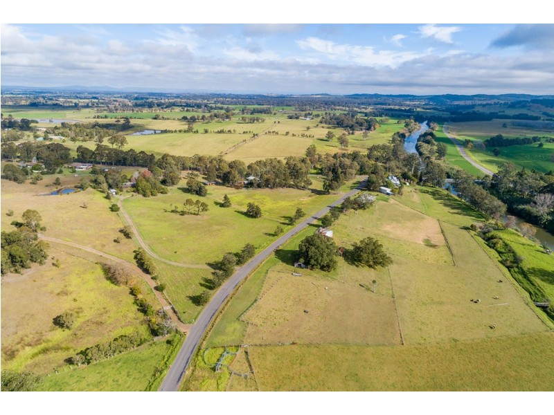 36 Martins Creek Road, Paterson NSW 2421