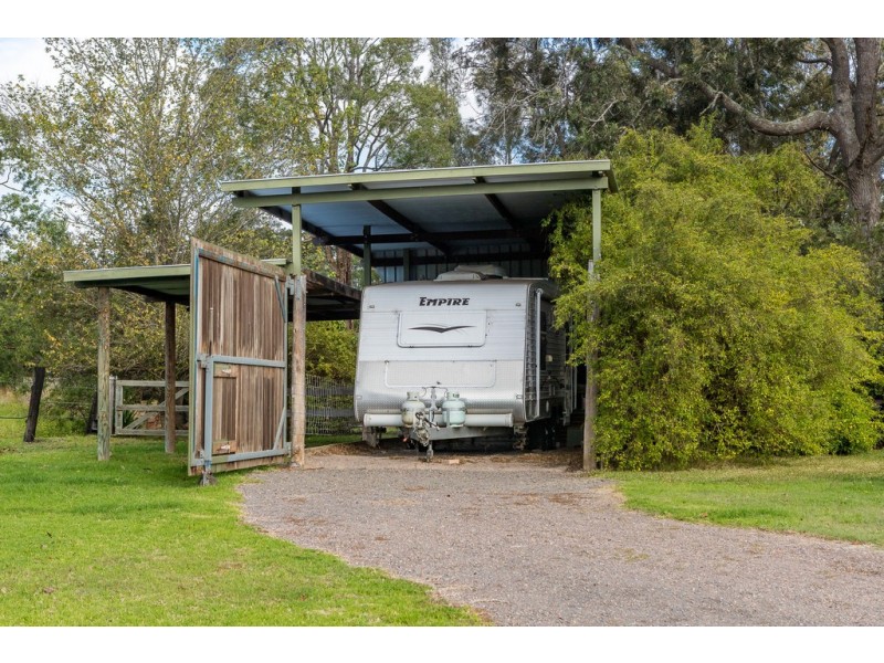 36 Martins Creek Road, Paterson NSW 2421