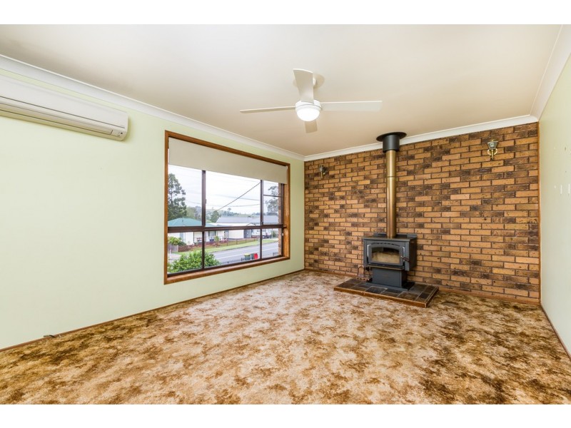 10 Common Road, Dungog NSW 2420
