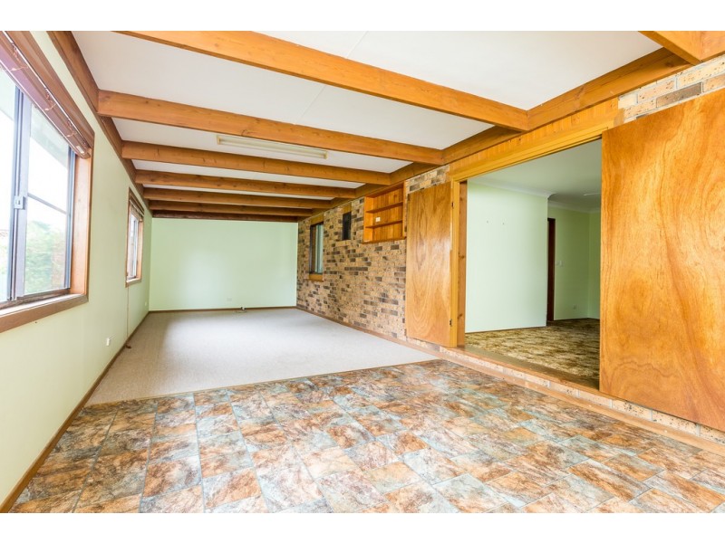 10 Common Road, Dungog NSW 2420