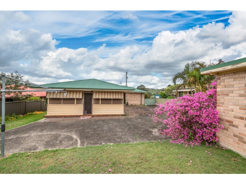 6 Baird Street, Dungog NSW 2420
