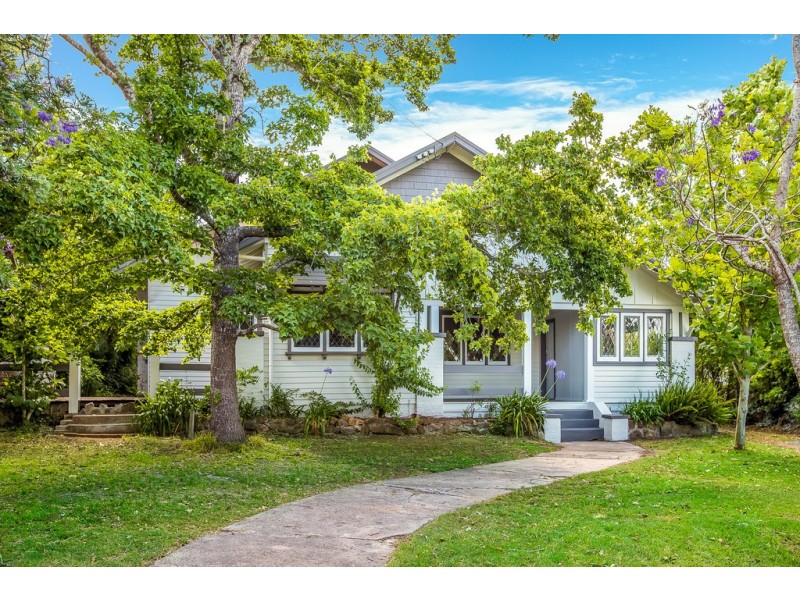 18 Dowling Street, Dungog NSW 2420