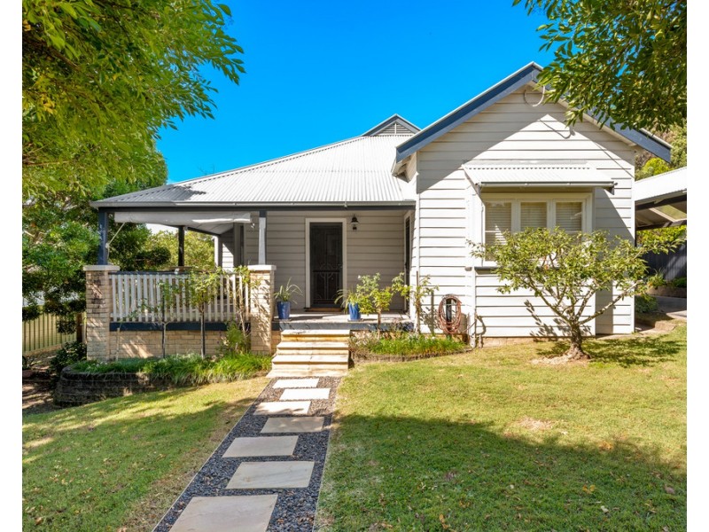 33 Moore Street, Dungog NSW 2420