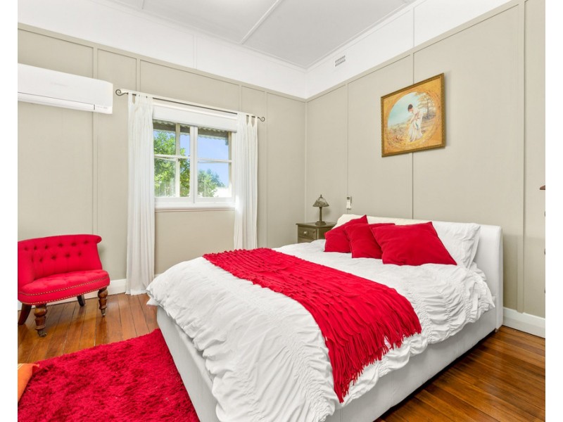 33 Moore Street, Dungog NSW 2420