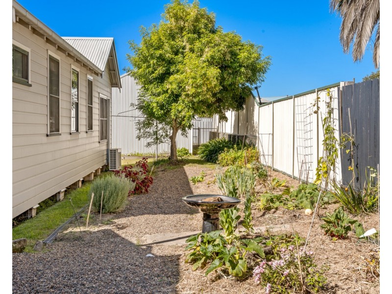 33 Moore Street, Dungog NSW 2420