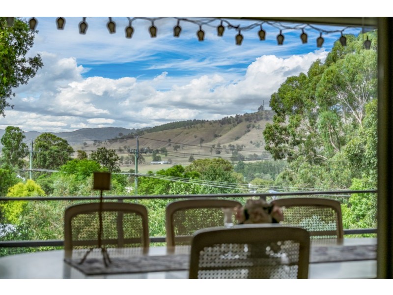7 Carlton Avenue, Dungog NSW 2420