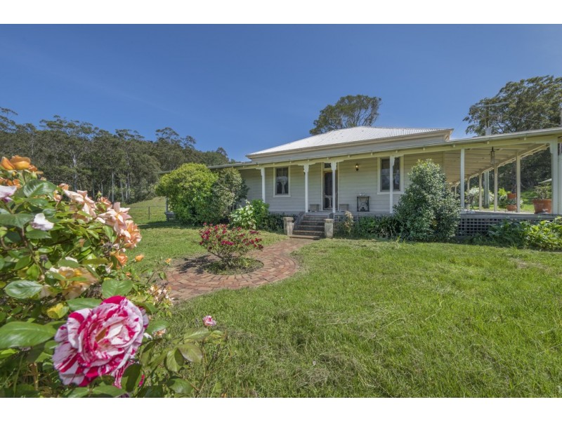 124 Dog Hole Road, Stockrington NSW 2322