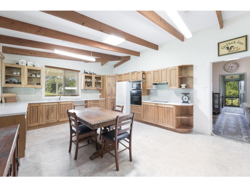 124 Dog Hole Road, Stockrington NSW 2322