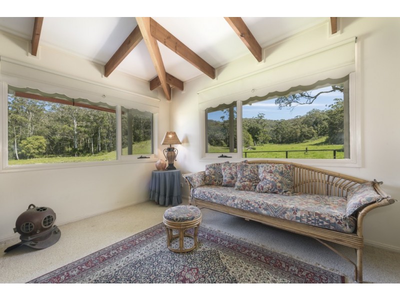 124 Dog Hole Road, Stockrington NSW 2322