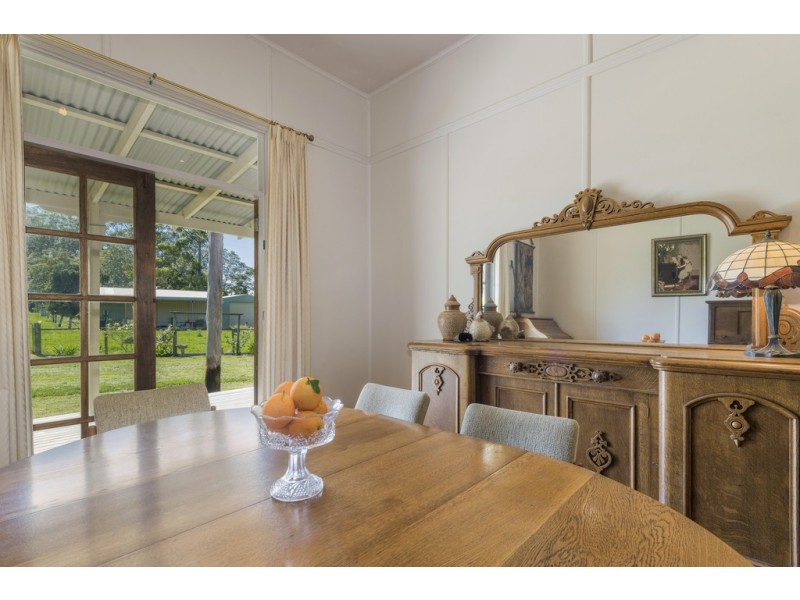 124 Dog Hole Road, Stockrington NSW 2322