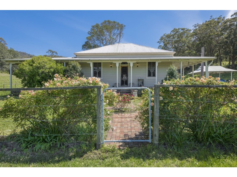 124 Dog Hole Road, Stockrington NSW 2322