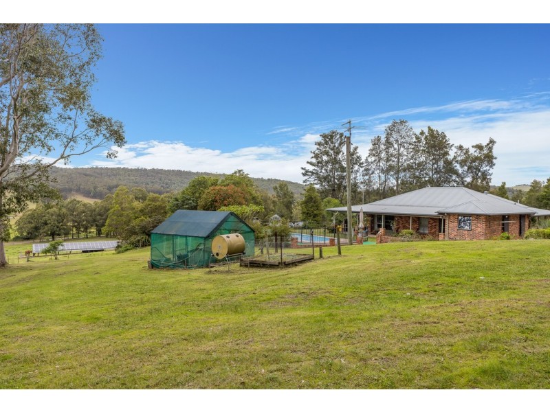 532 Webbers Creek Road, Paterson NSW 2421