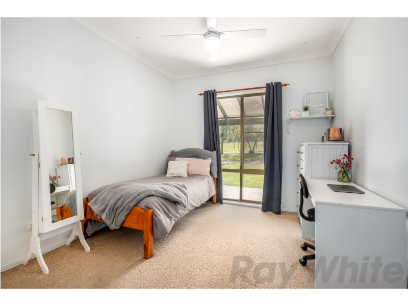 15 Alpha Street, Seaham NSW 2324