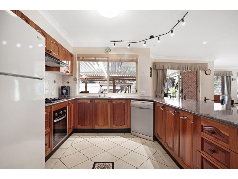 5 Sutton Grove, Branxton NSW 2335