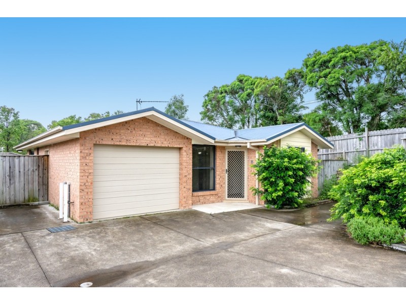 2/21 Hillview Avenue, Dungog NSW 2420