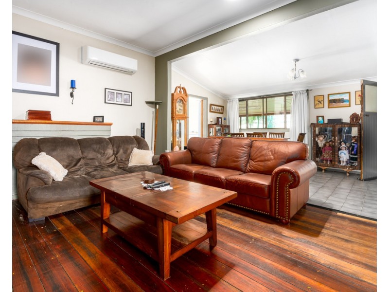 9 Simmonds Lane, Dungog NSW 2420
