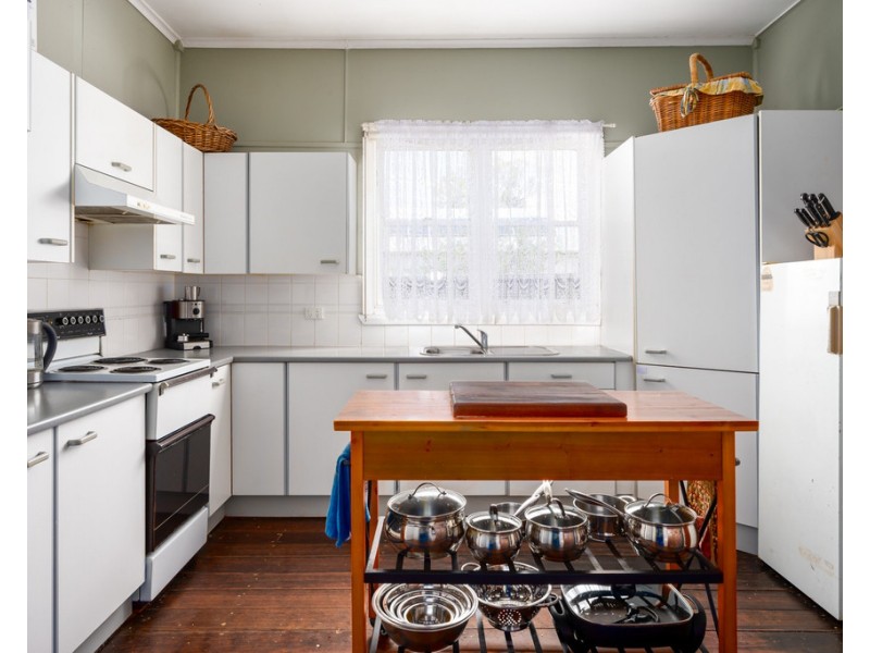 9 Simmonds Lane, Dungog NSW 2420