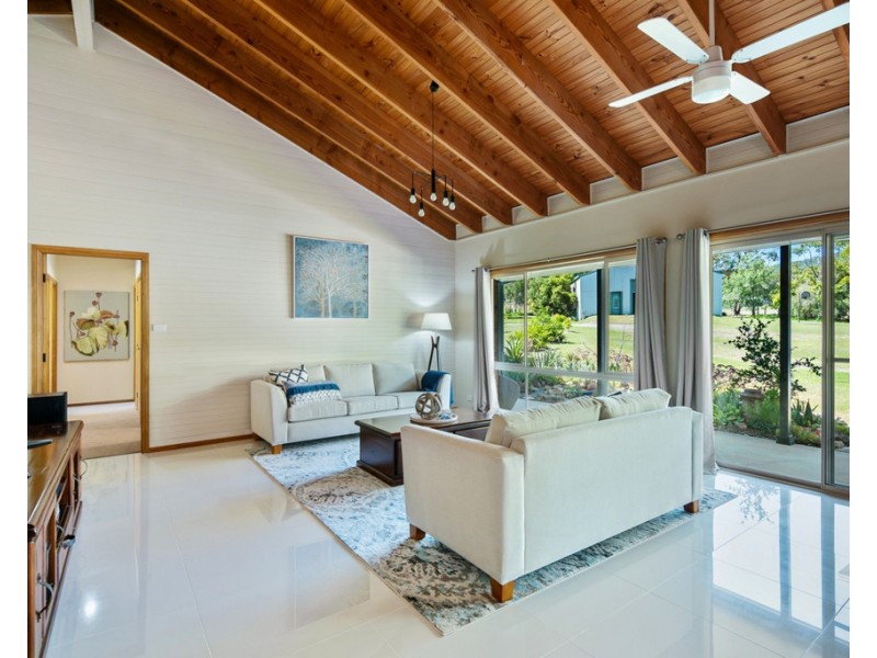 348 Martins Creek Road, Paterson NSW 2421