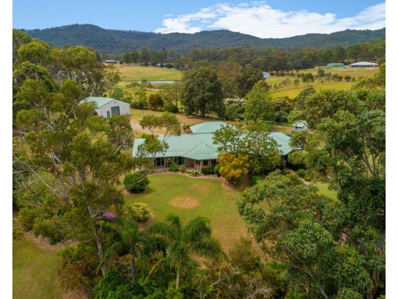 348 Martins Creek Road, Paterson NSW 2421