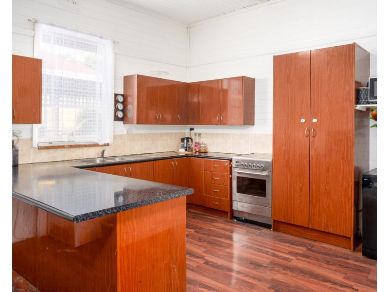 10 Scott Avenue, Dungog NSW 2420